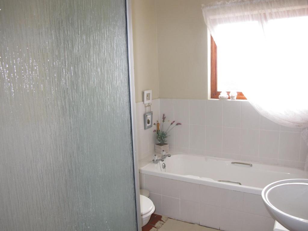The Bay Lodge Gansbaai Quarto foto